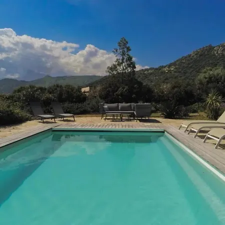ヴィラ Soprana 4bd With Pool コルバーラ